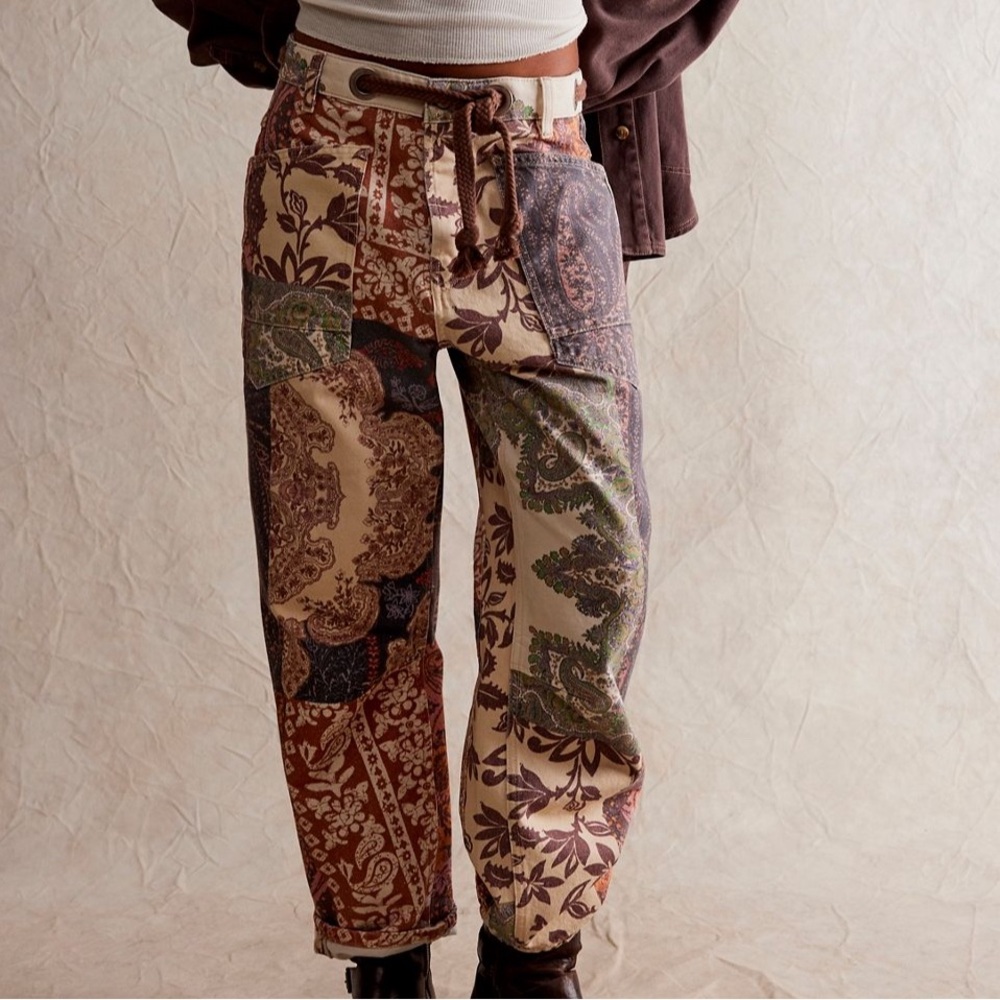 Free People We The Free Moxie printed low slung barrel jeans